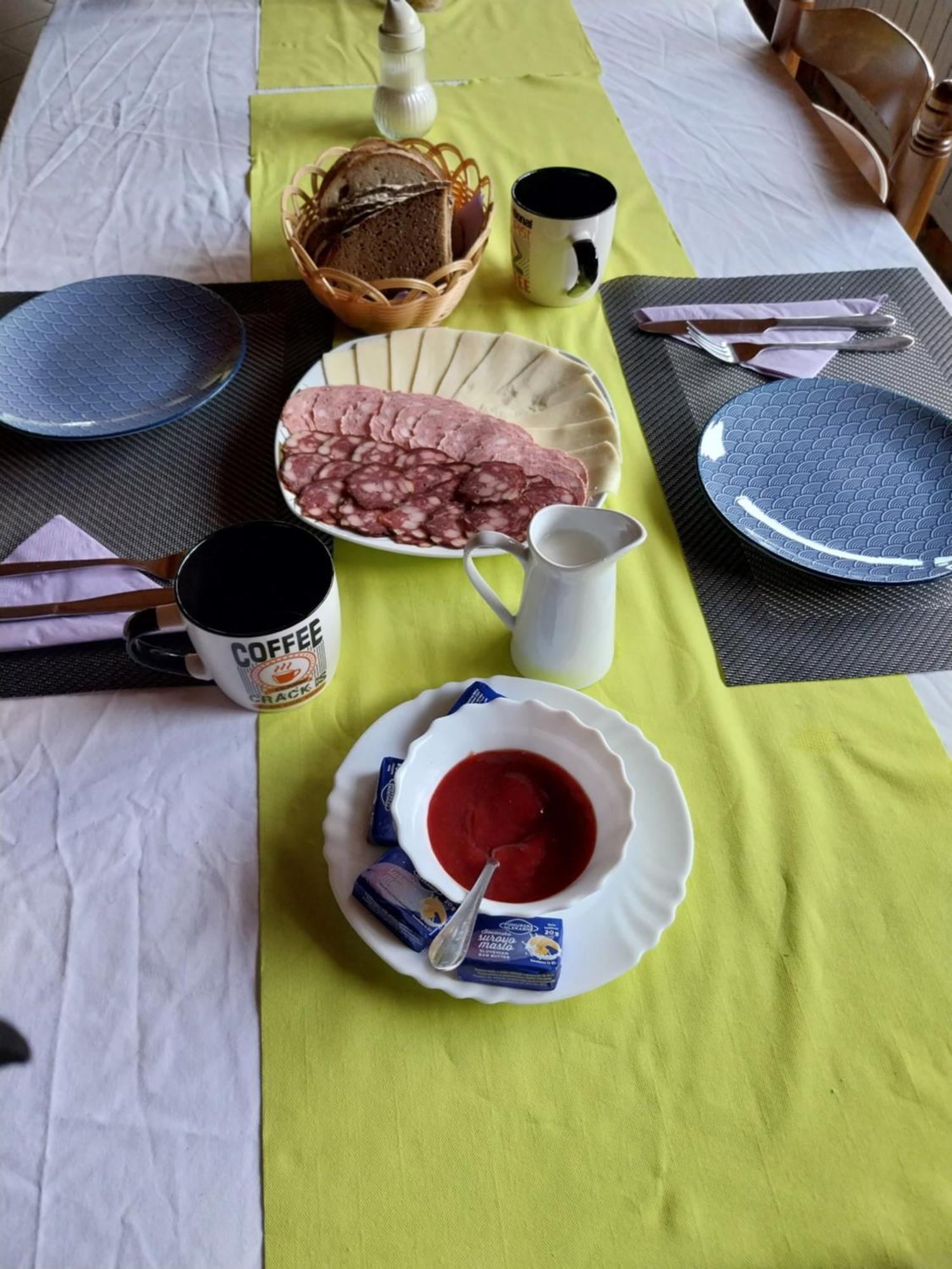 Glamping Hisice Orlic Hotel Muta Eksteriør billede